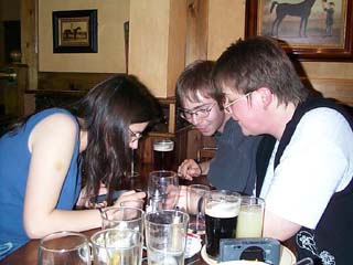 hh19990507 Photo 02